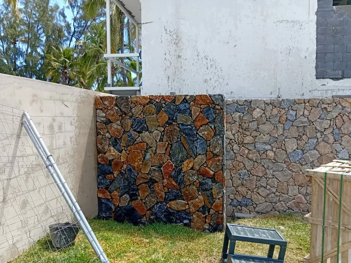 Collage en pierre - Image gallerie 161